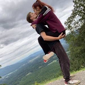 Meet your Posher, Diamond